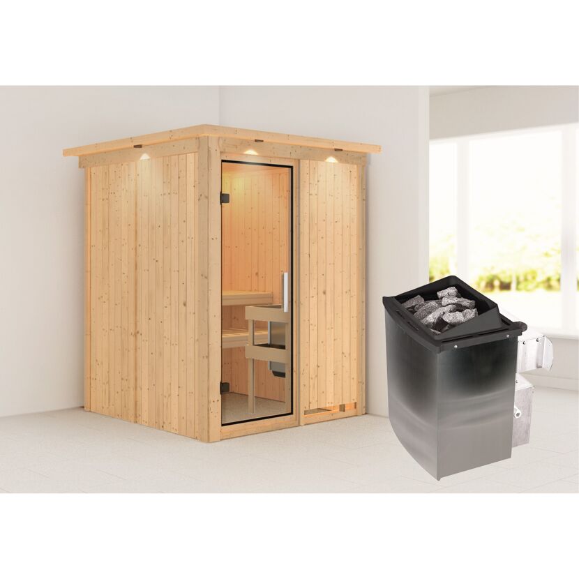 Saunakabine aus hellem Holz mit Saunaofen