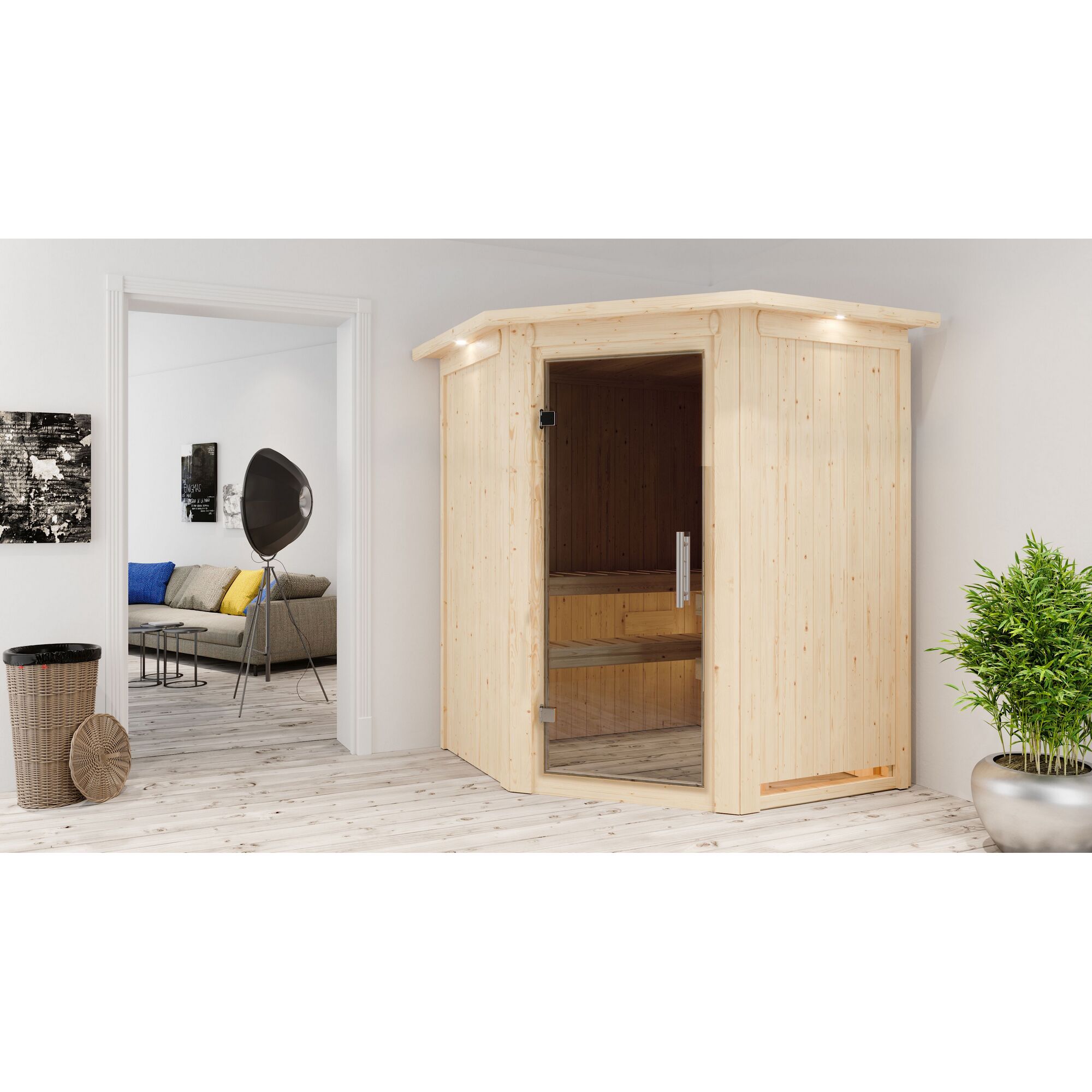 Ecksauna aus hellem Holz mit Glastür