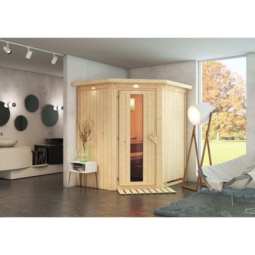 Eck-Sauna aus hellem Holz in einem Badezimmer