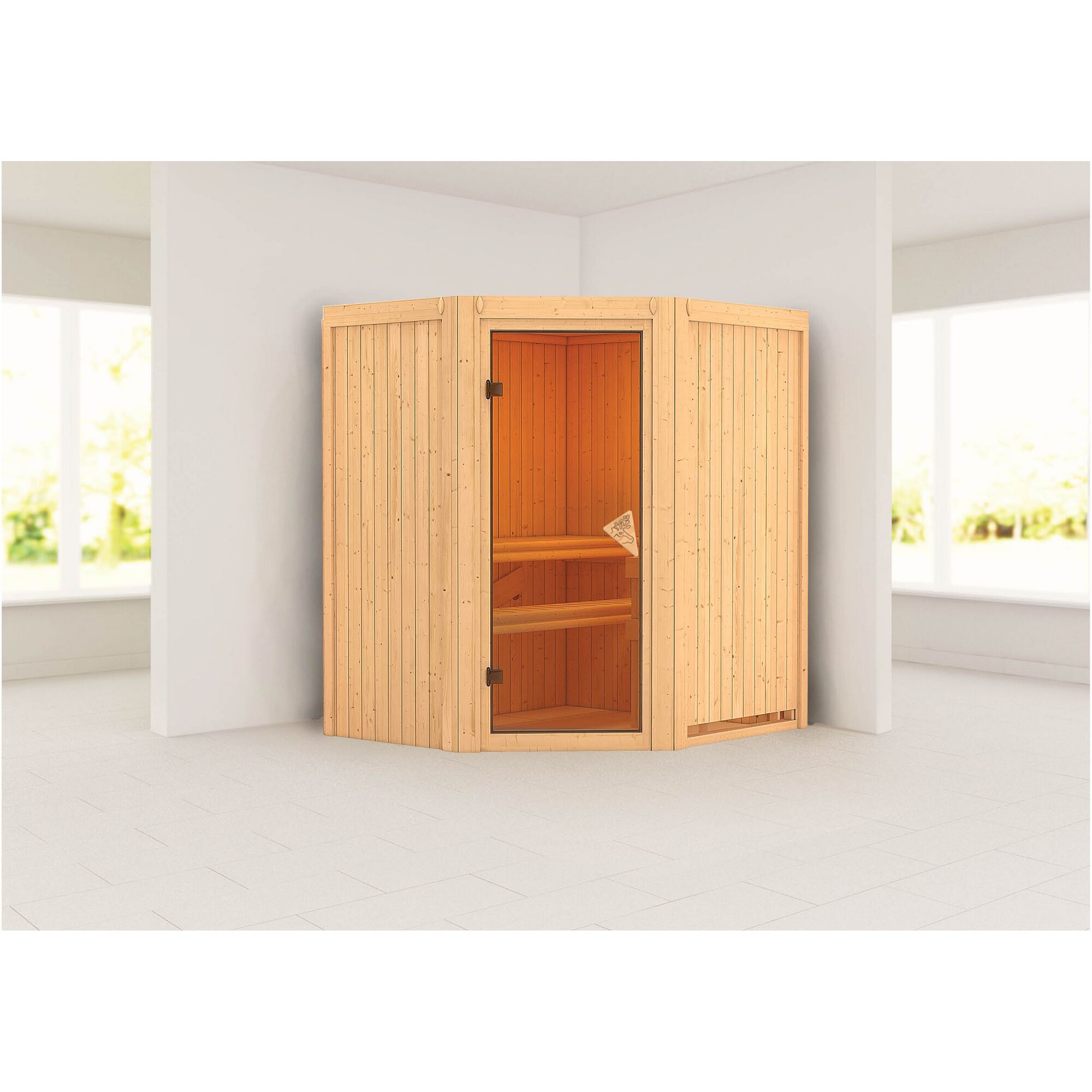 Ecksauna aus hellem Holz mit Glastür