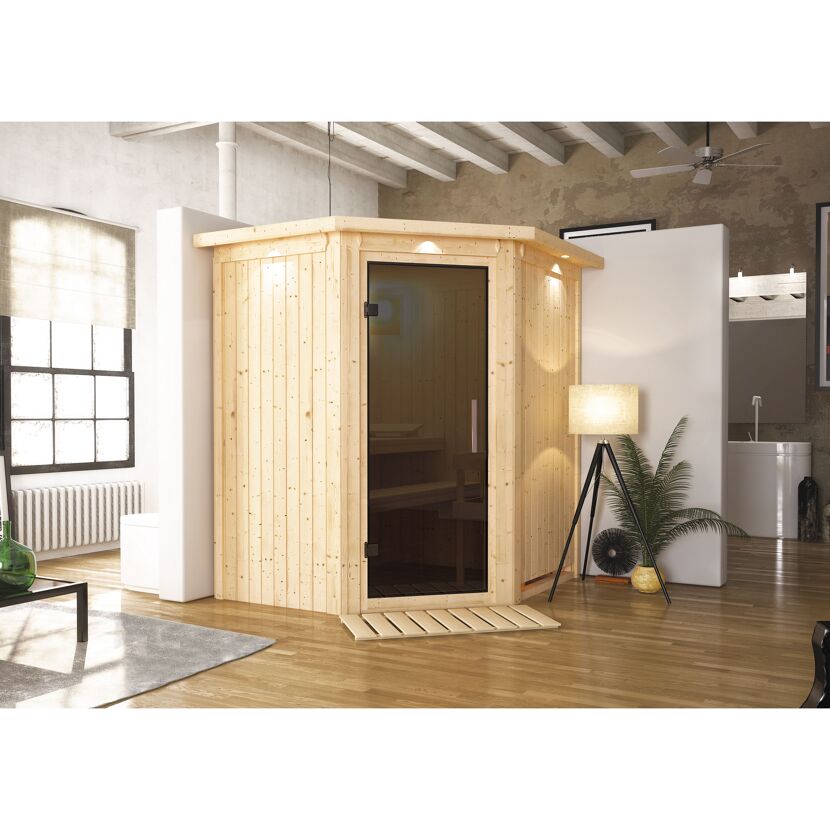 Eck-Sauna aus hellem Holz mit dunkler Glastür.