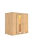 Sauna aus hellem Holz mit geöffneter Tür.