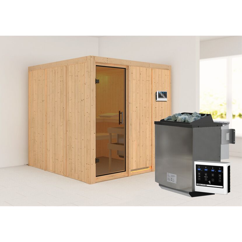 Saunakabine aus hellem Holz mit Saunaofen