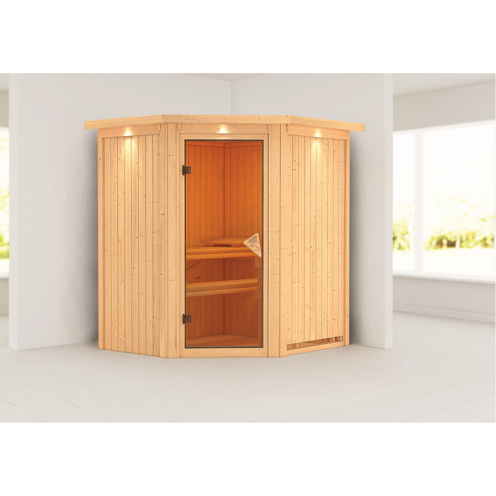 Eck-Sauna aus hellem Holz mit geöffneter Tür.