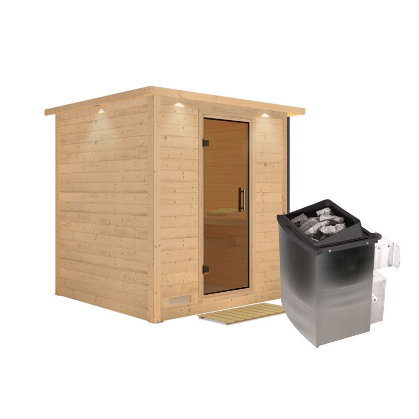 Außenansicht einer Sauna aus Holz mit Saunaofen
