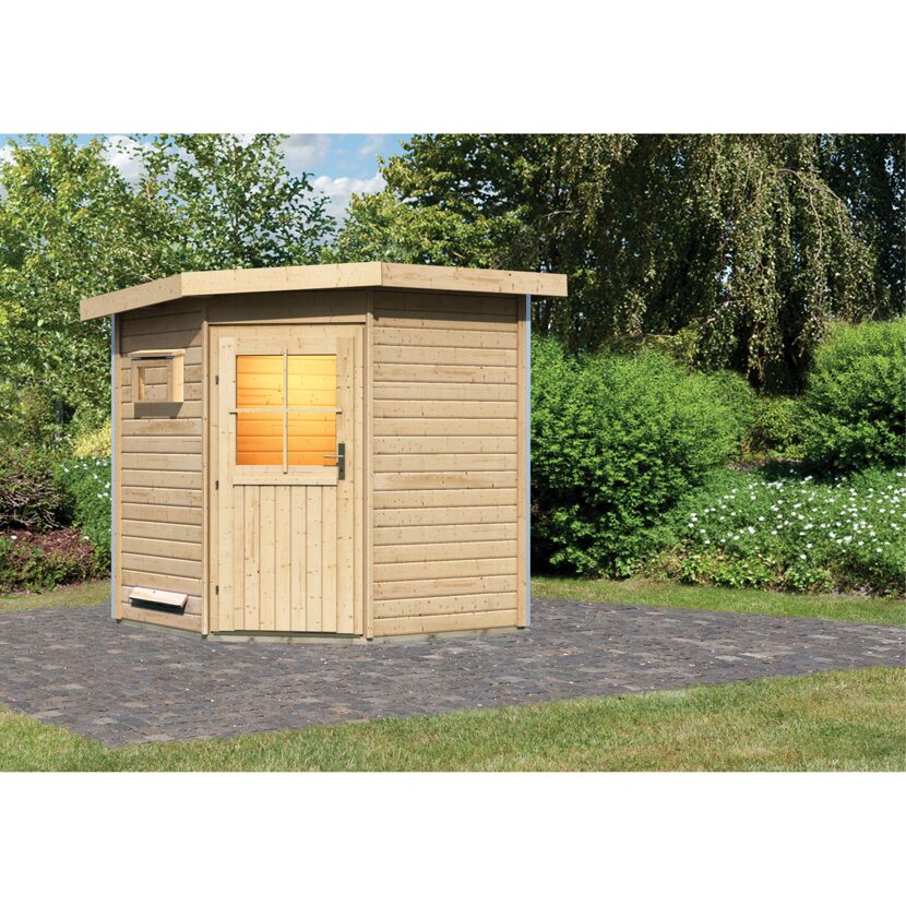 Eck-Saunahaus aus hellem Holz im Garten