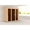 Innenraum einer Sauna aus hellem Holz
