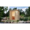 Holzsauna am Rande eines Pools