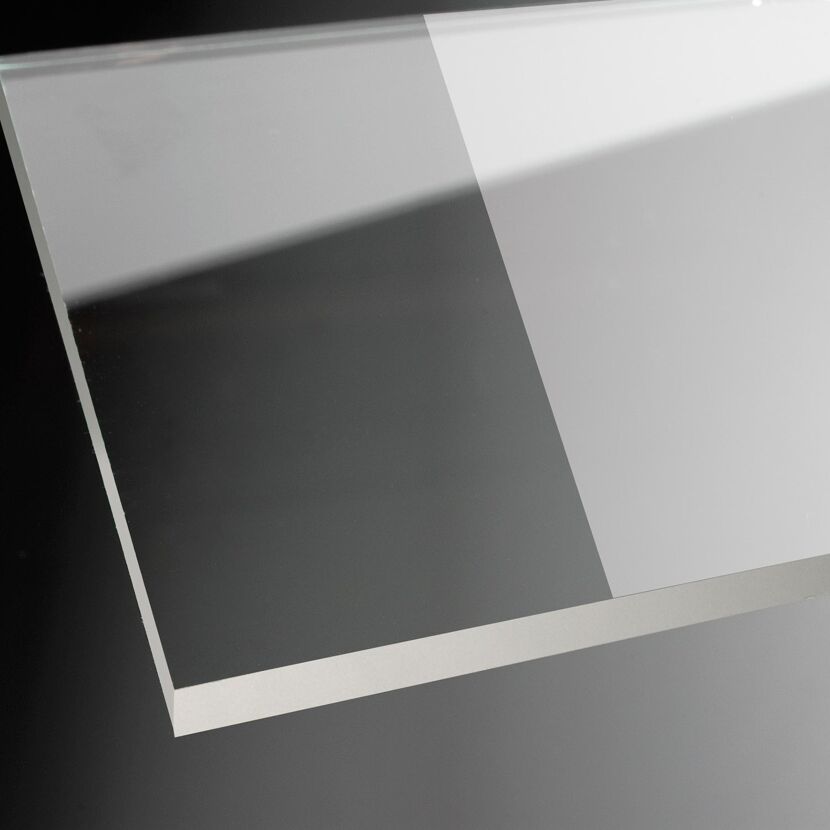 Duschwand aus Glas