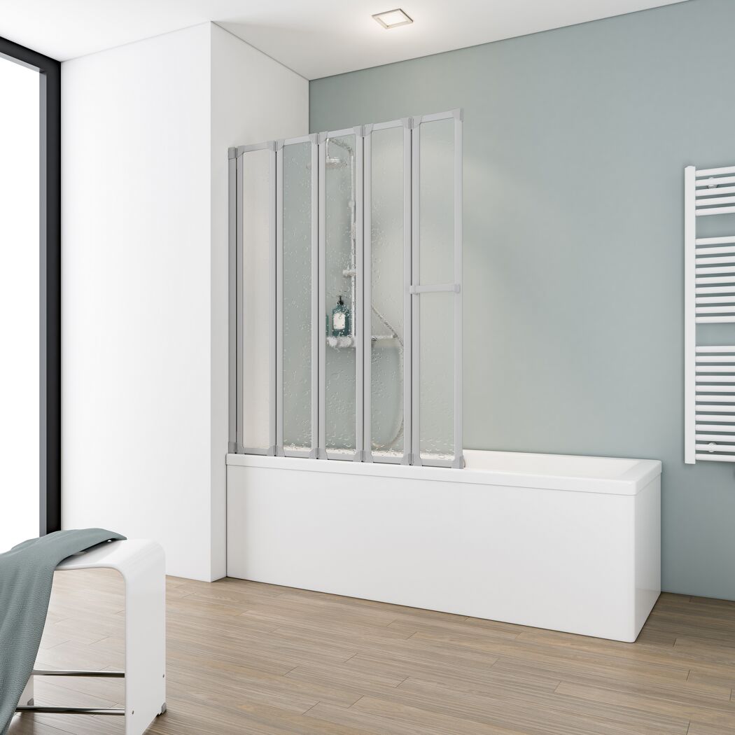 Badewanne mit fünfteiliger Duschabtrennung aus Glas