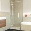Eckdusche mit Duschtasse und Regendusche