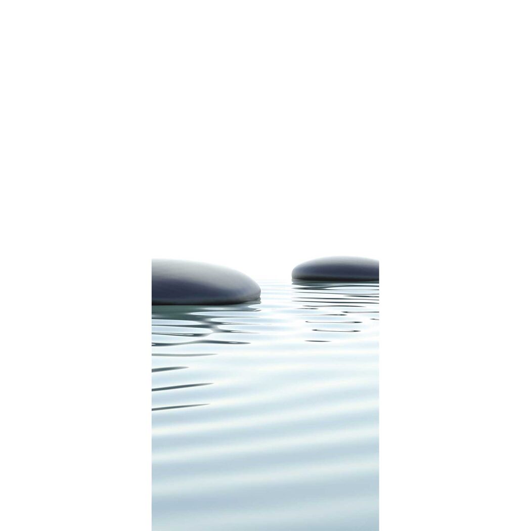 Zwei Steine im Wasser