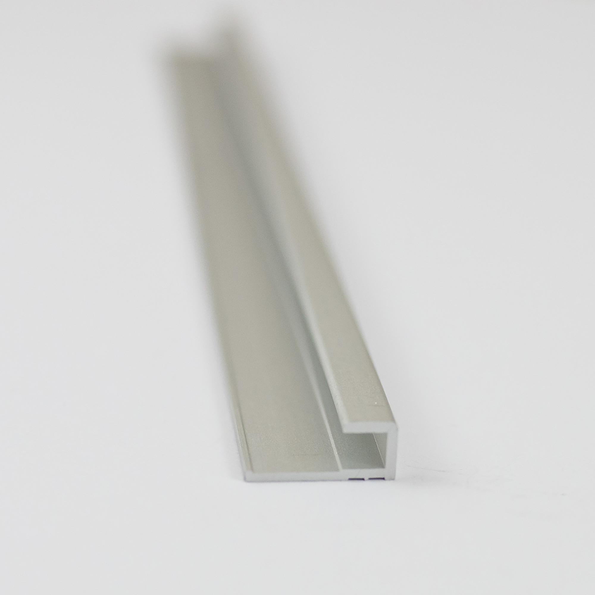 Abschlussprofil für Rückwandplatten, eckig, alu silber matt, 2550 mm + product picture