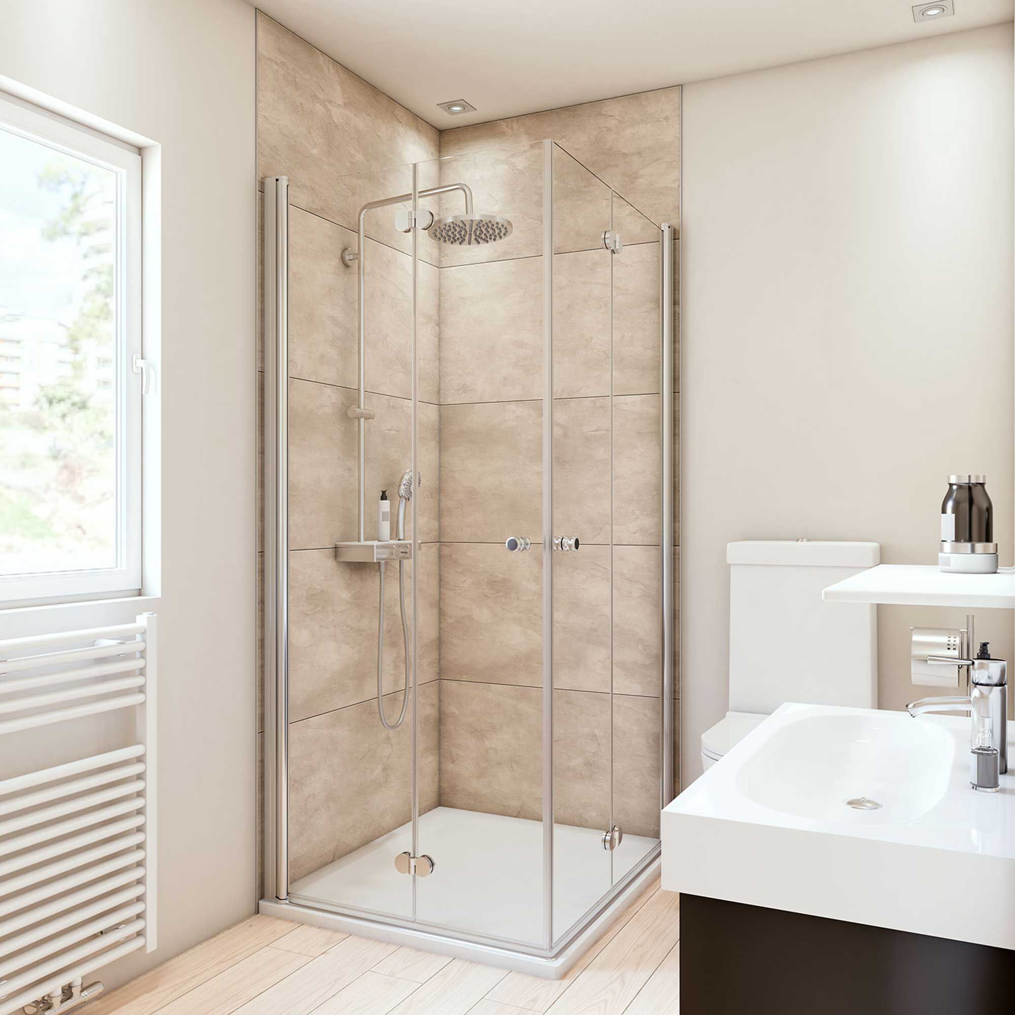 Duschkabine mit Regendusche in beige gefliestem Badezimmer