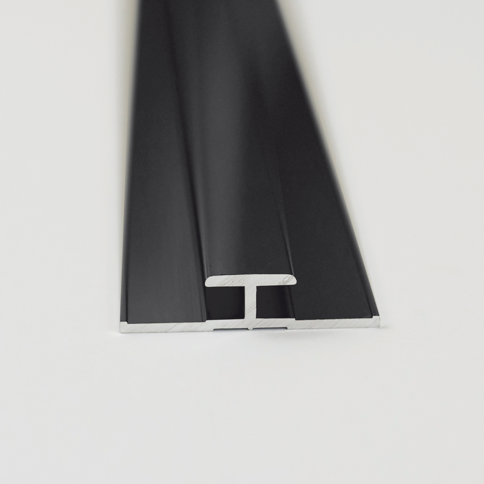 Verbindungsprofil für Rückwandplatten, schwarz matt, 2100 mm + product picture