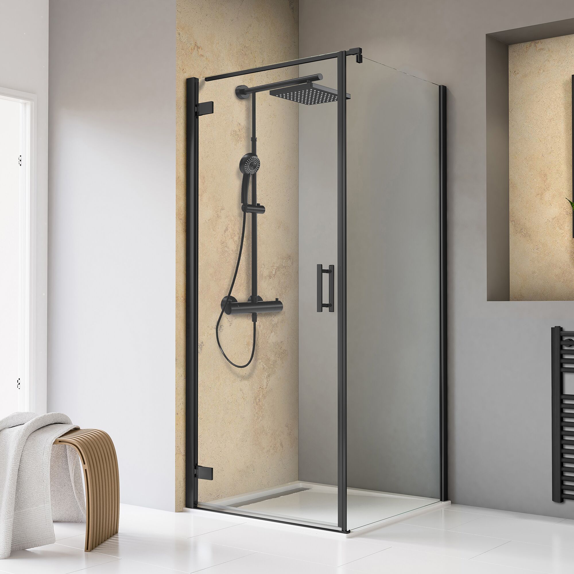 Schwarze Duschkabine mit Regendusche