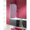 Badewanne mit Duschaufsatz und Badematte