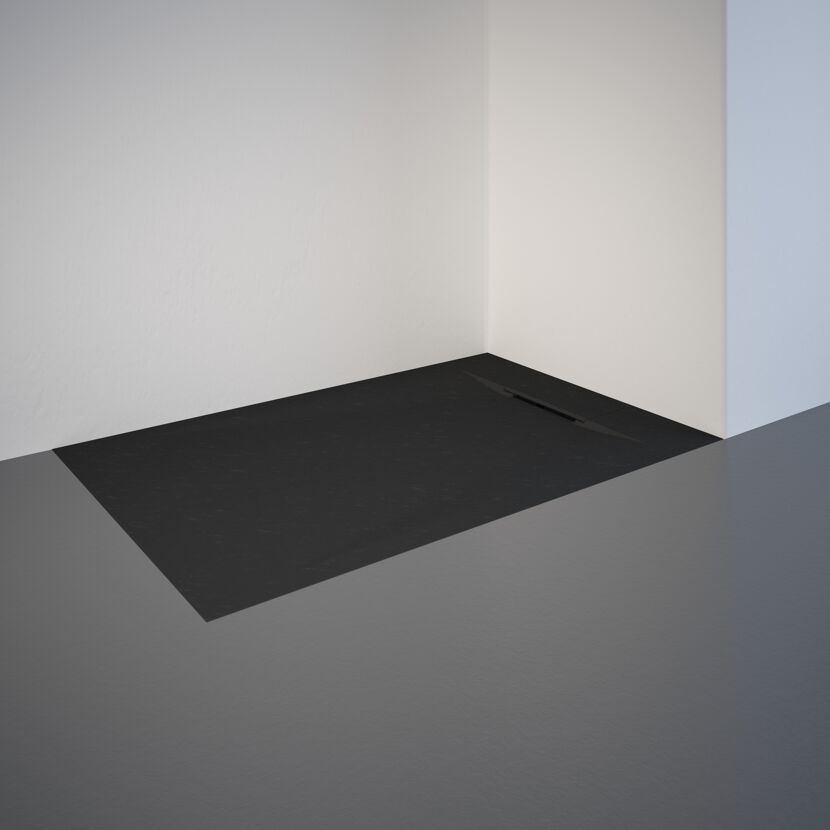 Schwarze Duschwanne in einer Ecke.