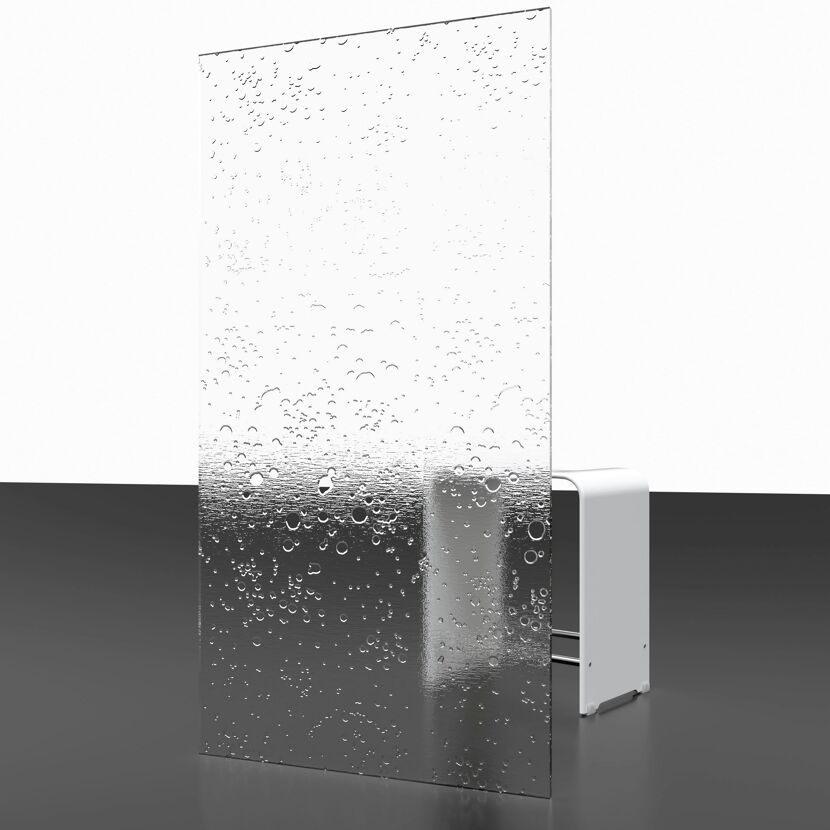 Duschabtrennung aus Klarglas mit Wassertropfen