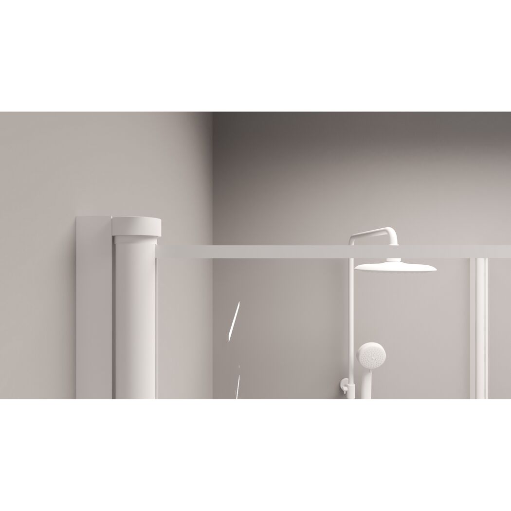 Dusche mit Duschkopf und Brause