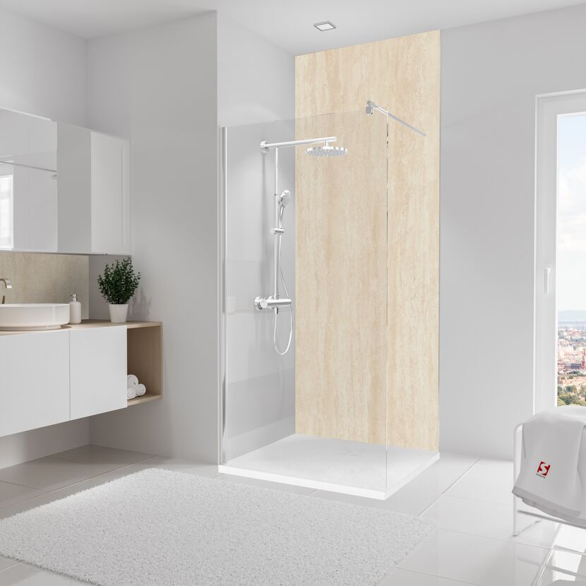 Badezimmer mit ebenerdiger Dusche
