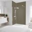 Badezimmer mit ebenerdiger Dusche