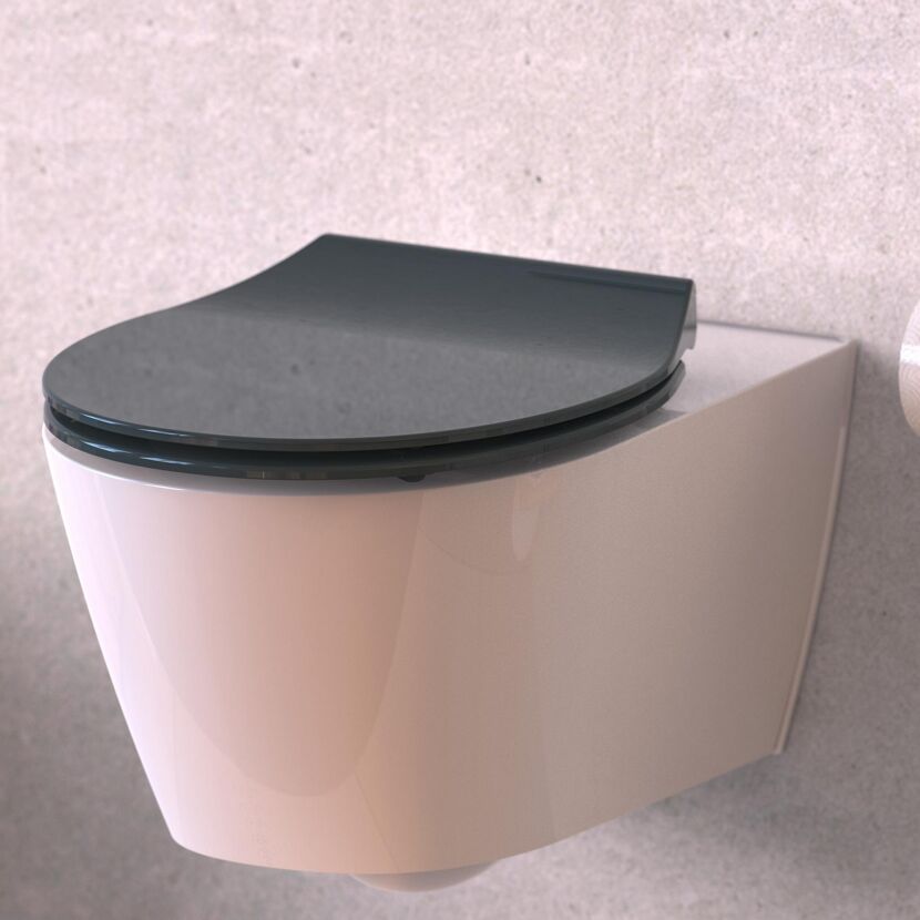 Hängendes WC mit geschlossenem Deckel