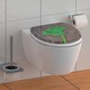 WC-Sitz mit Ginkgo-Blatt-Motiv