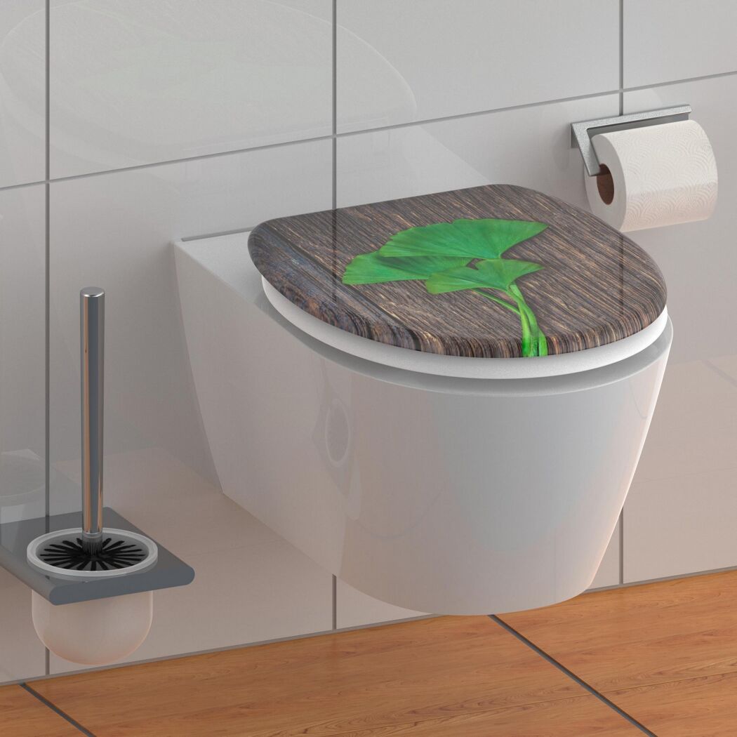 WC-Sitz mit Ginkgo-Blatt-Motiv