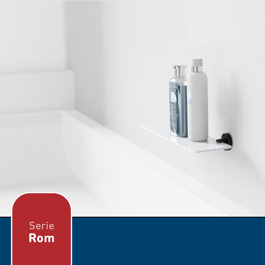 Glasablage Rom mit Badprodukten