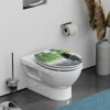WC-Sitz mit grünem Blatt- und Steindesign