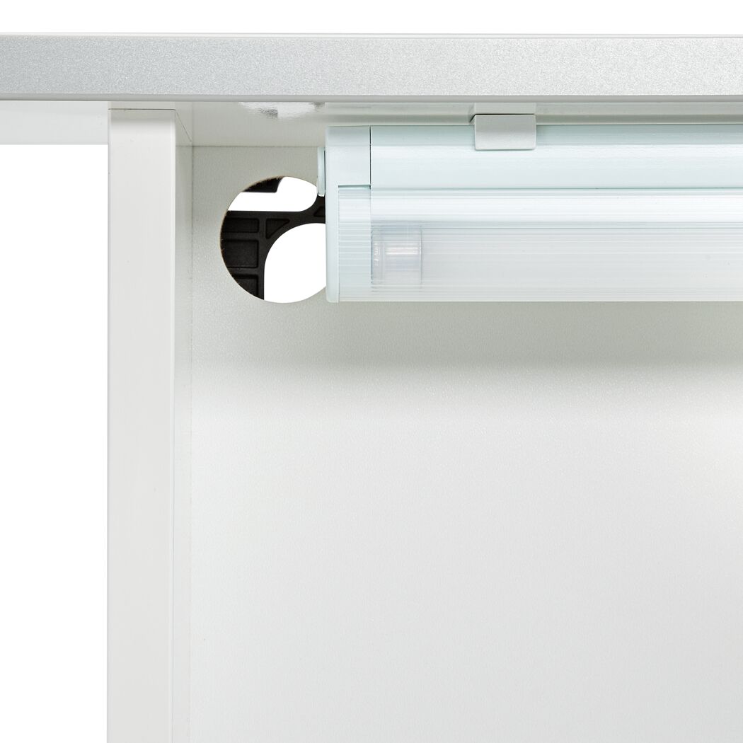 Unterbauleuchte am Spiegelschrank