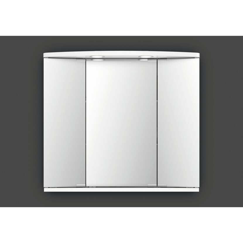 Weißer Spiegelschrank mit drei Spiegeltüren und Beleuchtung.