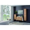 Modernes Badezimmer mit Waschbecken und Badewanne