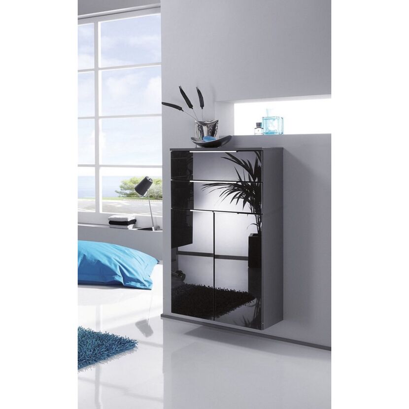 Schwarzer Hochschrank mit Spiegeltüren