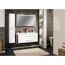 Modernes Badezimmer mit Doppelwaschbecken und Spiegelschrank