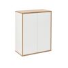 Weißer Schrank mit zwei Türen und Holzrahmen.