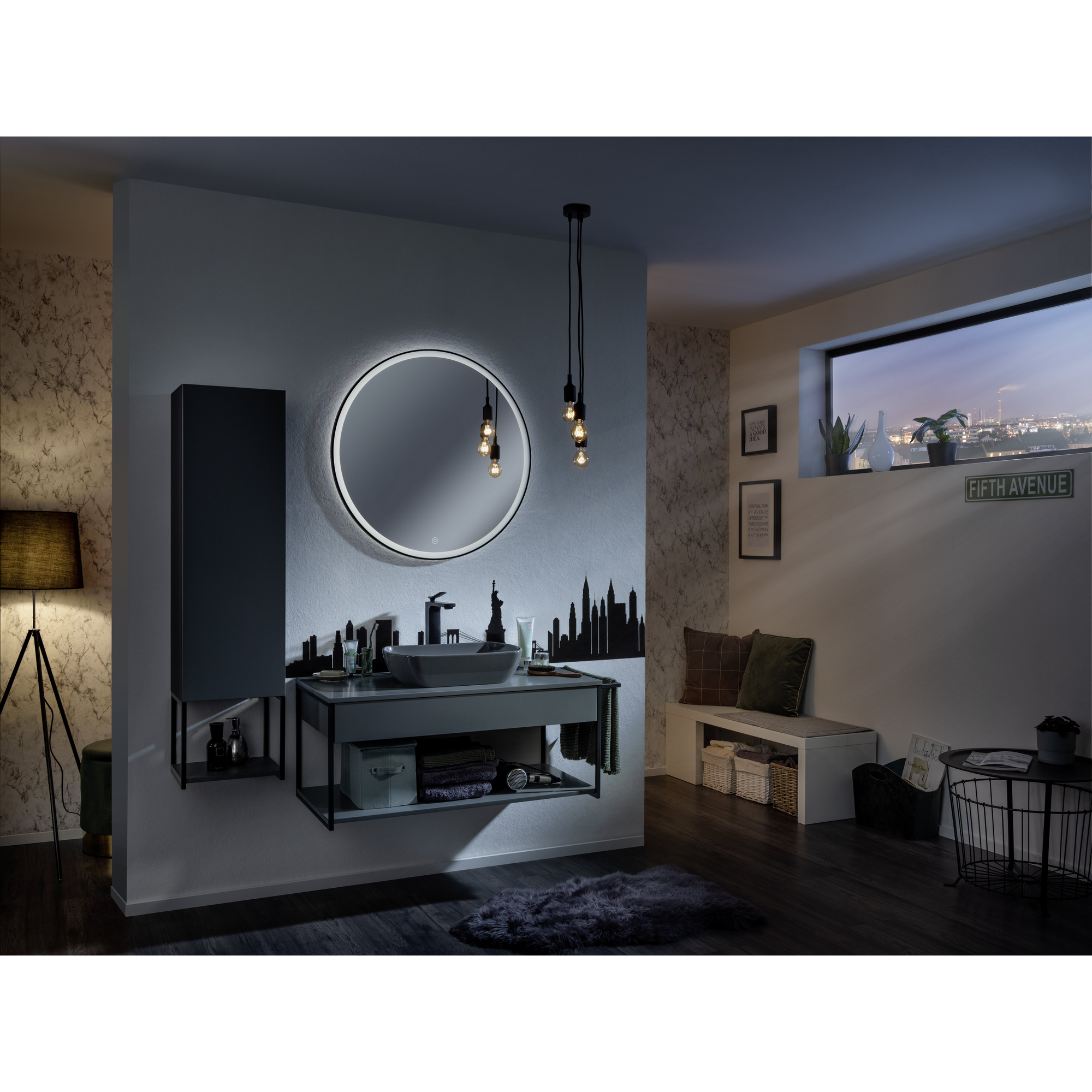 LED-Spiegel 'New York' Ø 80 x 3 cm + product picture