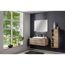 Badezimmer mit Waschbeckenunterschrank und Spiegelschrank