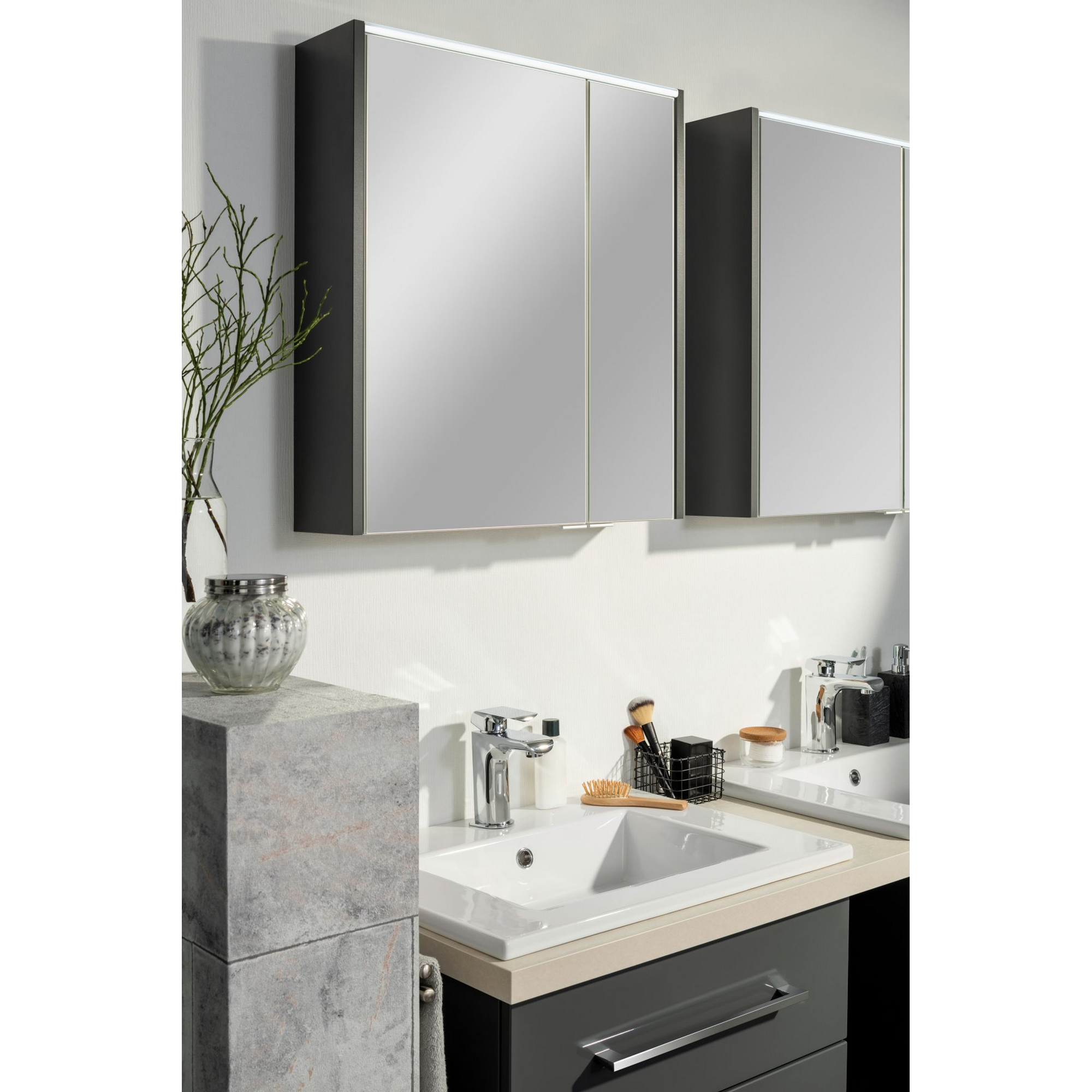 LED-Spiegelschrank 'Denver' anthrazit 60 x 68,5 x 16 cm