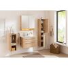 Modernes Badezimmer mit hellen Holzmöbeln