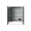 Geöffneter Spiegelschrank mit Glasablagen und Steckdose.