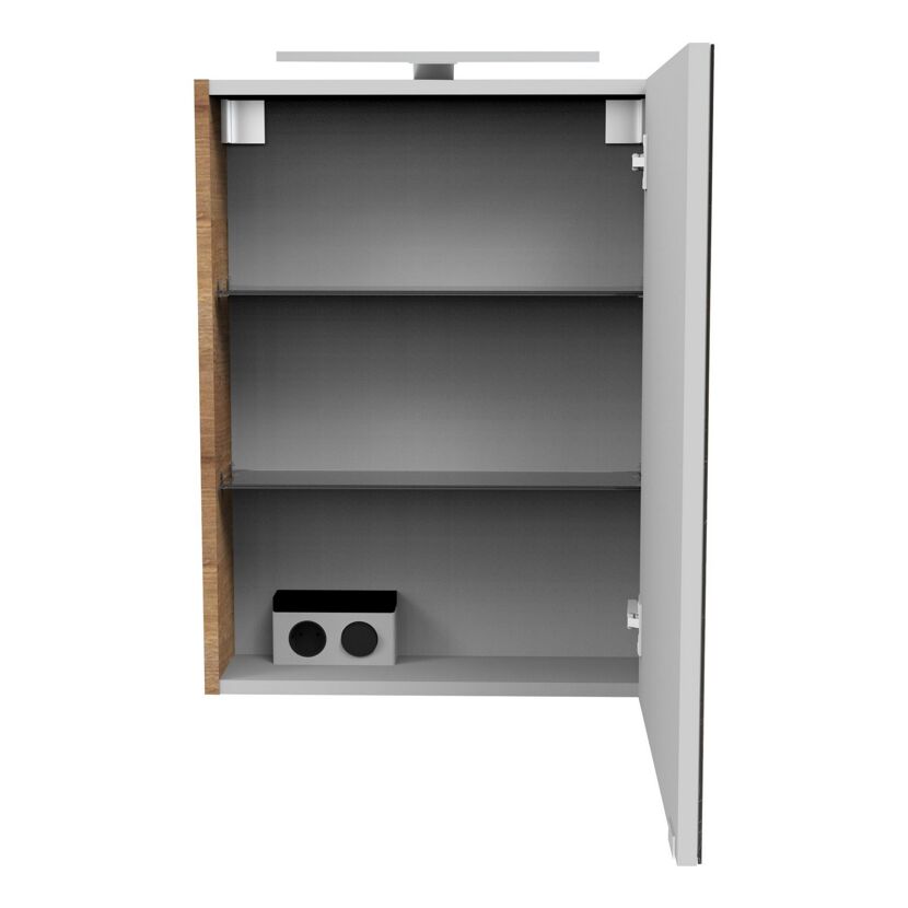 Badezimmerschrank mit offener Tür und Steckdose.