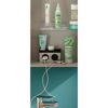 Badezimmerschrank mit Hygieneartikeln und Elektrogeräten