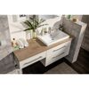 Waschbecken mit Unterschrank und Armatur