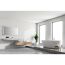 Modernes Badezimmer mit Badewanne und Waschbecken