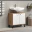 Waschbeckenunterschrank mit weißem Waschbecken und Wasserhahn