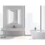 Modernes Badezimmer mit LED-Spiegel, Waschbecken und Badewanne