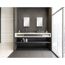 Modernes Badezimmer mit Doppelwaschbecken und Spiegeln