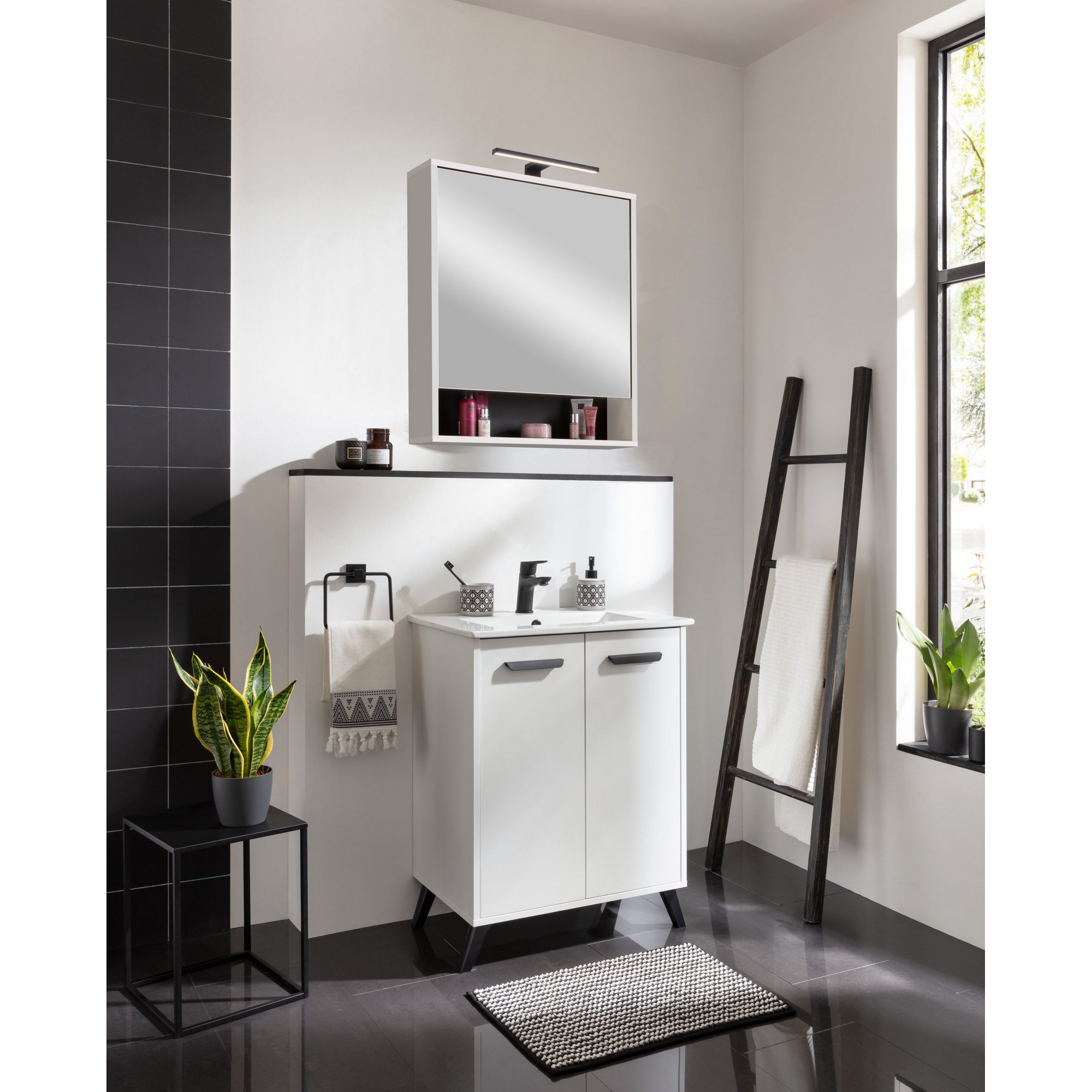 Spiegelschrank 'Nova' weiß 61 x 70 x 15,5 cm